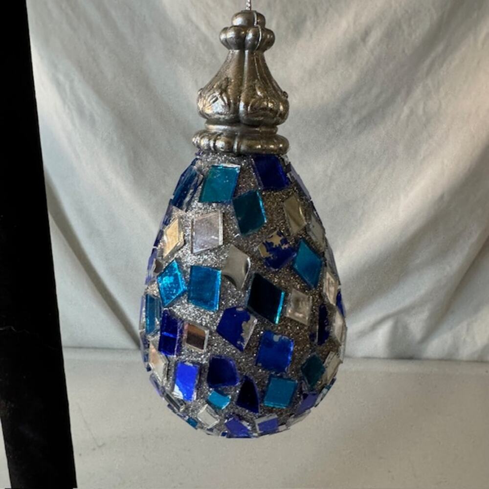 Silver Ornament with Blue and Cleared Mirrored